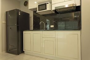 Great Location everything you need  c124