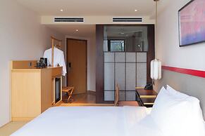 Suzu Saigon -  A Boutique Hotel