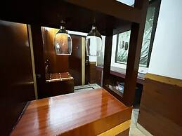 Goroomgo Gandhi's Paradise Dharamshala