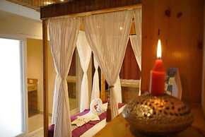 Goroomgo Gandhi's Paradise Dharamshala