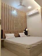 Goroomgo Hotel Winter Ujjain
