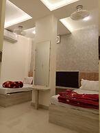 Goroomgo Kshipra Guest House Ujjain