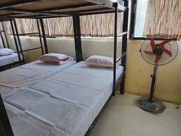 Goroomgo Kshipra Guest House Ujjain