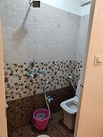 Goroomgo Kshipra Guest House Ujjain