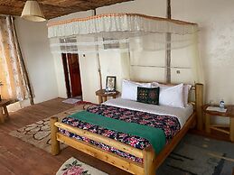 Bwindi Neckview Lodge