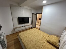 I&I Apartments