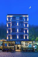The Now Hotel