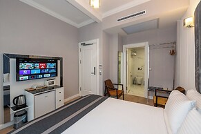 The Now Hotel