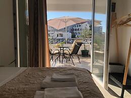 Room-studio With Sea Views and Large Ter