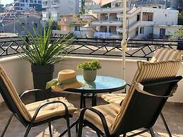 Room-studio With Sea Views and Large Ter