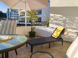 Room-studio With Sea Views and Large Ter