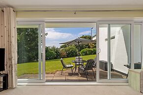 Harbour Reach - Close to Beach Parking