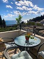 Room-blue Studio With Sea View