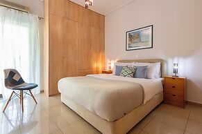 Phaedrus Living Moschato City Flat