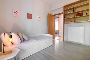 Phaedrus Living Moschato City Flat