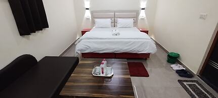 Sunrise Homestay Agra-Rooftop View Taj Mahal