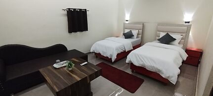 Sunrise Homestay Agra-Rooftop View Taj Mahal