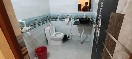 Sunrise Homestay Agra-Rooftop View Taj Mahal