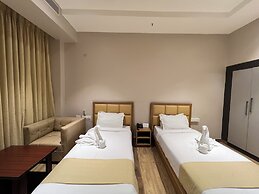 Finns Weaver Resort Kaziranga