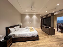 Finns Weaver Resort Kaziranga