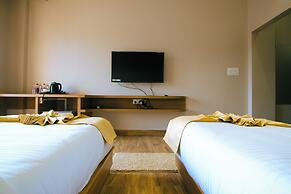 Finns Weaver Resort Kaziranga