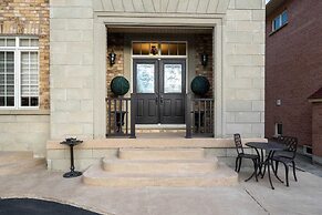 Affluent Guest House