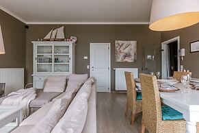 Spacious Apartment Near the Beach in De Haan