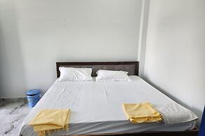 Goroomgo Raghubir Nikunj Homestay Ayodhya