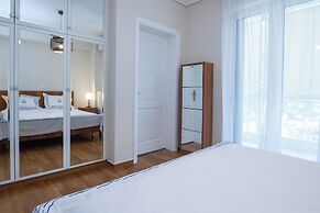 Luxe 3 Bd Penthouse 5 Min from Drosia