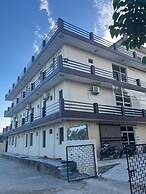Goroomgo Shree Raj Homestay Ayodhya