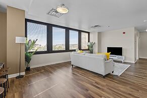 Sleek 2BR Downtown Retreat with Gym