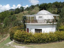 Glamping con Jacuzzi - El peñol Guatapé.