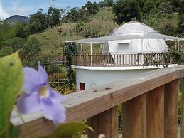 Glamping con Jacuzzi - El peñol Guatapé.