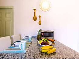 Flamingo Suite 1BR 1BA Apt w Pool Parking