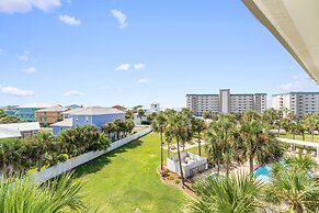 Grand Caribbean East 403