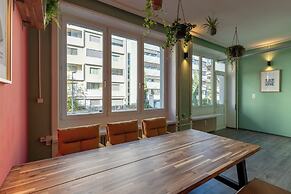 Mue Cubes - Capsule Hotel