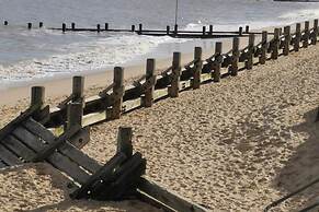 Ocean View Luxury top Floor Harbourside Apartment