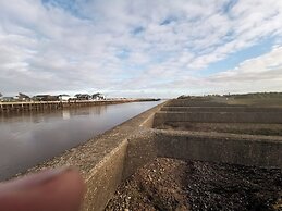 Ocean View Luxury top Floor Harbourside Apartment