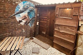 Charming Cottage Sleeps 4 With Sauna
