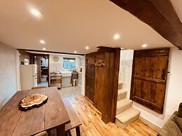 Cosy Cottage Retreat in Shaftesbury
