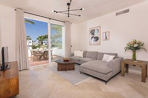 2 Bedroom, 2 Bathroom Penthouse Apartment