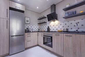 2 Bedroom, 2 Bathroom Penthouse Apartment