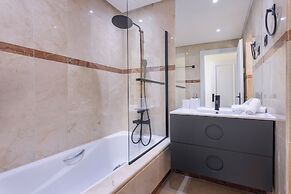 2 Bedroom, 2 Bathroom Penthouse Apartment