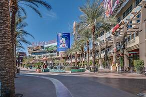 Xanadu Glendale Spring Training Westgate Pool