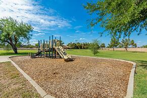 Palm Tree Paradise Heated spa Pool Firepit