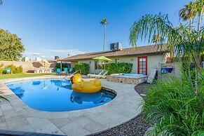 Palm Tree Paradise Heated spa Pool Firepit