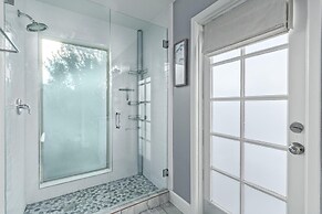 Palm Tree Paradise Heated spa Pool Firepit