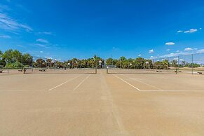 Palm Tree Paradise Heated spa Pool Firepit