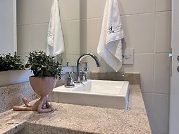 Migare Augusta Vivare