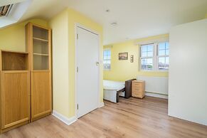 Elegant 3Bedroom Retreat